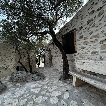 فندق مبيت وإفطار Roba Degli Ulivi 4*