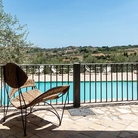 Roba Degli Ulivi Bed and Breakfast Αγκριτζέντο