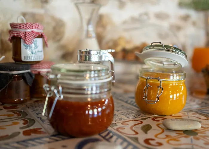 Bed & Breakfast Roba Degli Ulivi 4*