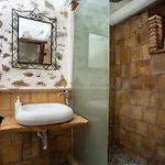 Bed & Breakfast Roba Degli Ulivi 4*