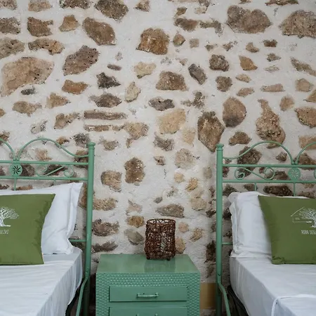 Roba Degli Ulivi Bed & Breakfast 3*
