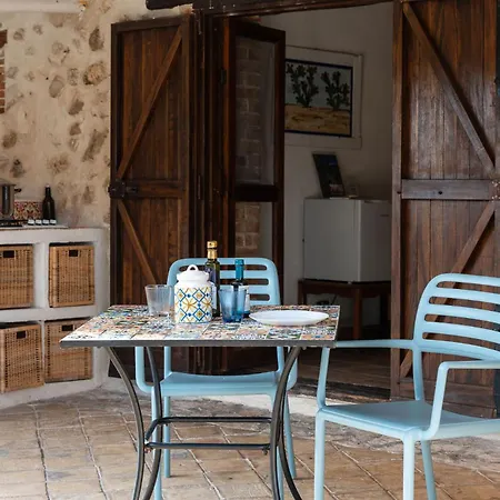 Roba Degli Ulivi Bed & Breakfast 3*