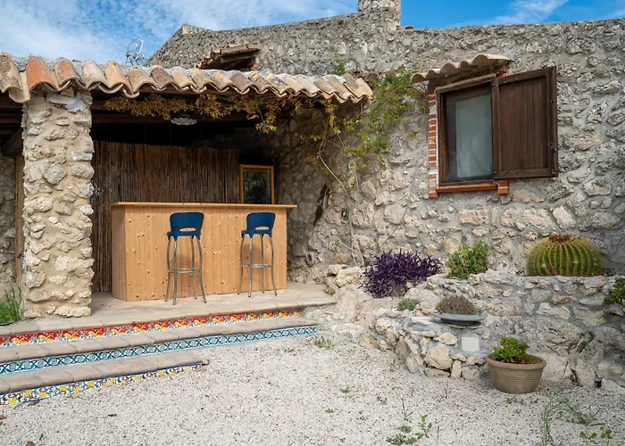 Roba Degli Ulivi Couette-café